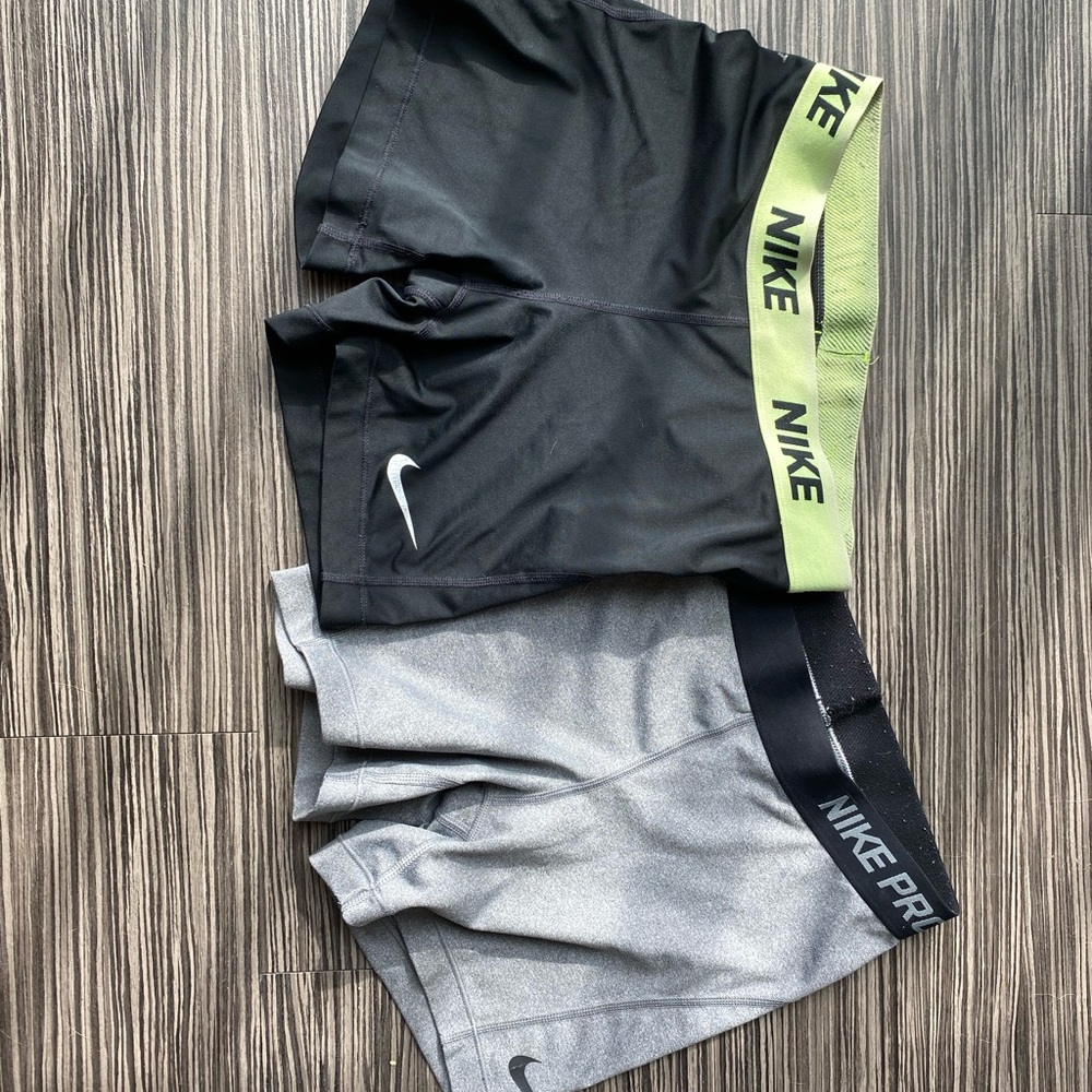 Nike pro dry fit shorts (pair!)